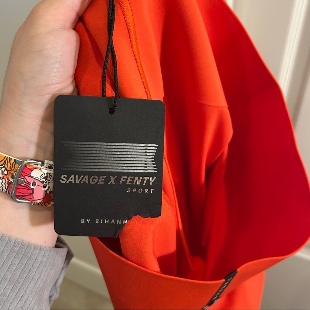 SAVAGE X FENTY Hotline High Waisted Leggings Red - Picture 8 of 8